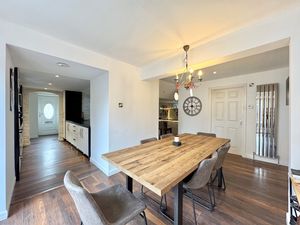 Photo 19- click for photo gallery